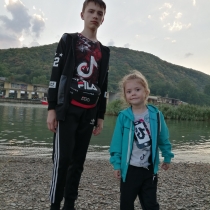 Костя и Василиса  Емельяненко